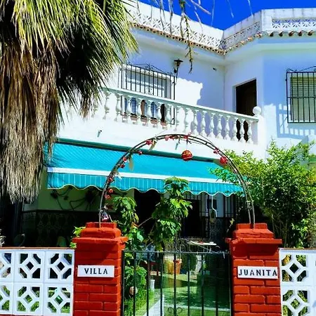 Chalet Frente Al Mar Juanita Nerja